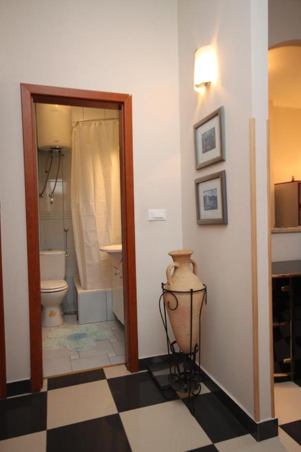Apartments By The Sea Podgora, Makarska - 6713 מראה חיצוני תמונה