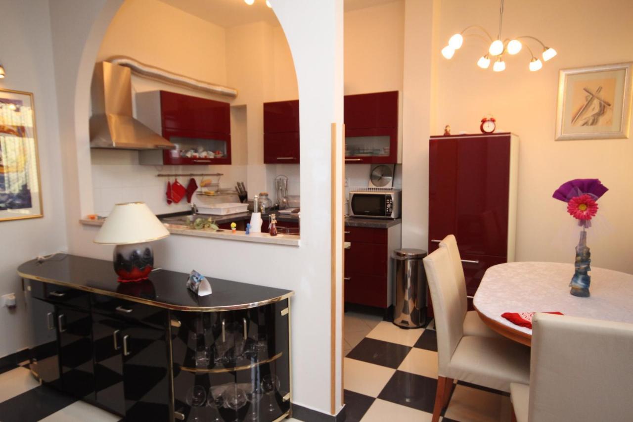 Apartments By The Sea Podgora, Makarska - 6713 מראה חיצוני תמונה